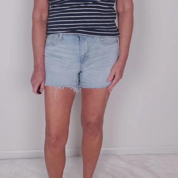 Super Super Stretch Hi-Rise Shortie Shorts - Picture 2 of 12